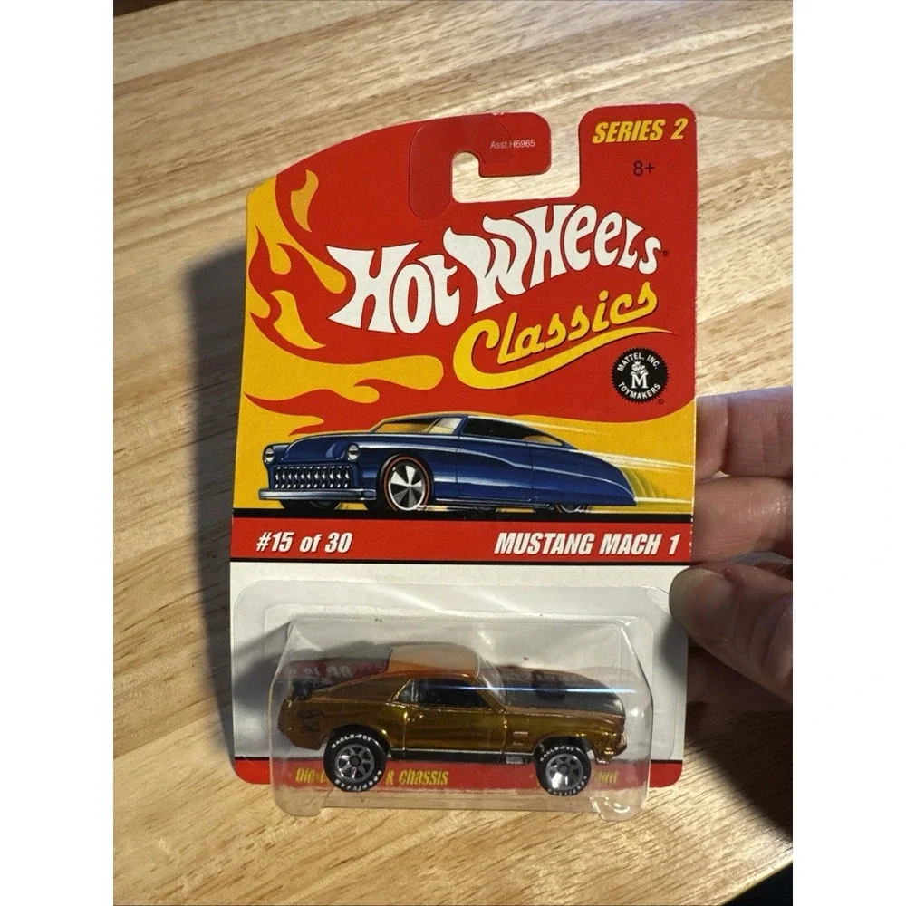 Hot Wheels Classics Series 2 #15/30 Mustang Mach 1 - Spectraflame Orange